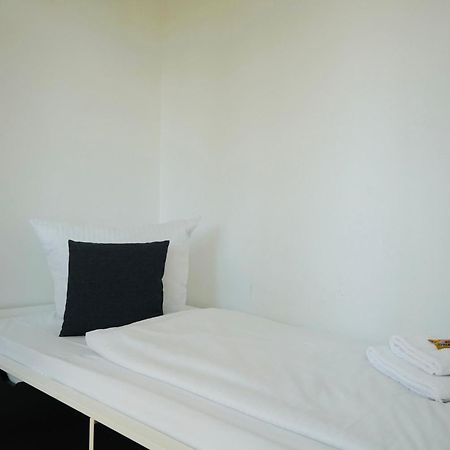 Apartment In Ruhiger Lage-Waschmaschine-Balkon ولفسبورج المظهر الخارجي الصورة